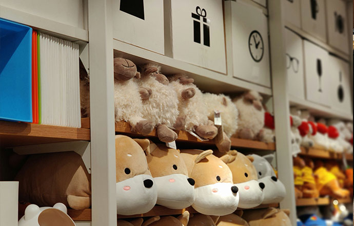 「械械侠」—— 潮玩机器人集合店空间设计